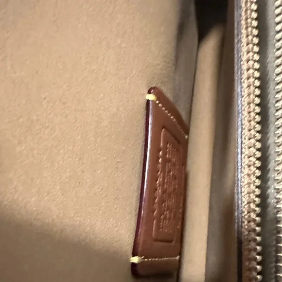 Coach Tabby 26 Tan/BRN Leather Shoulder Bag - Picture 9 of 13